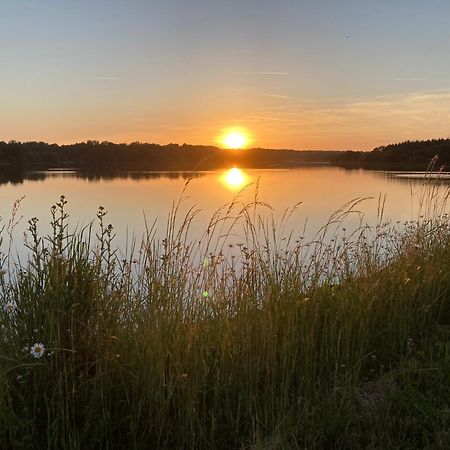 Hotel Au Pre Fleuri Eco Glamping Le Lindois Exteriér fotografie